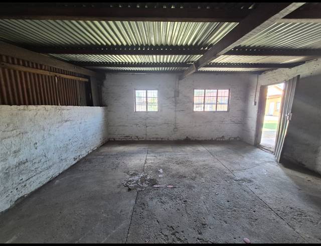 70M² WAREHOUSE TO LET IN LUIPAARDSVLEI